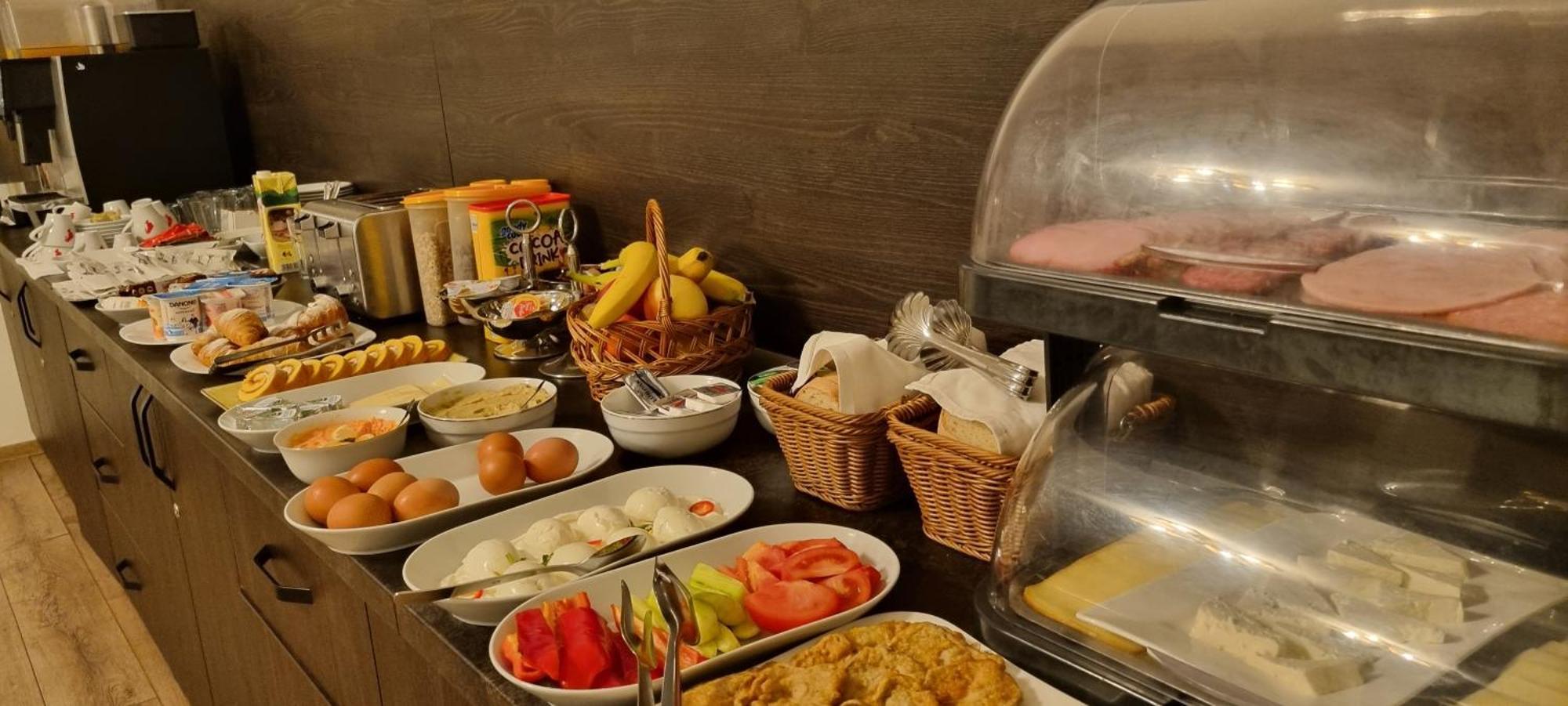 Hotel Melody Nagyvárad Kültér fotó