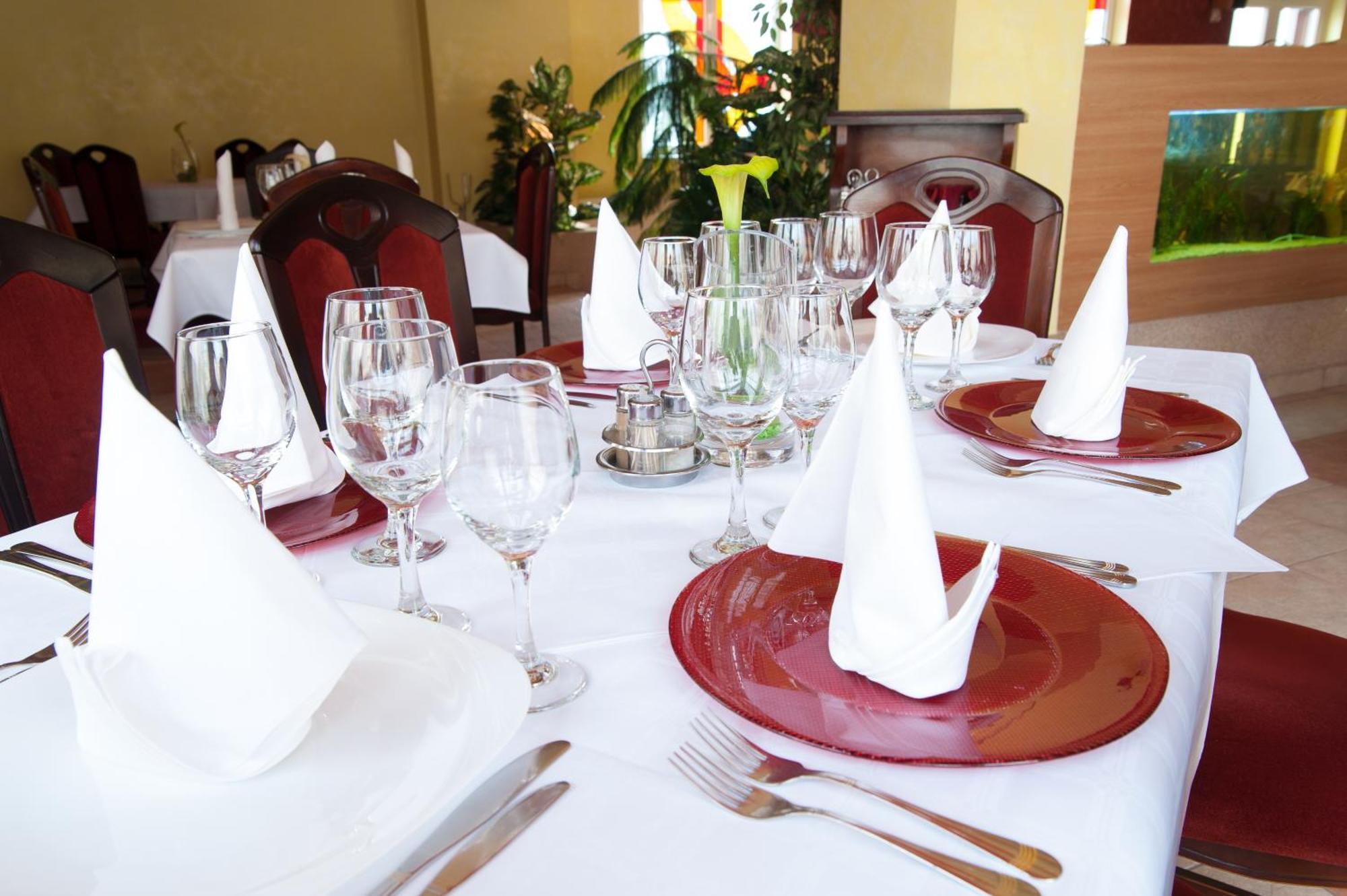Hotel Melody Nagyvárad Kültér fotó