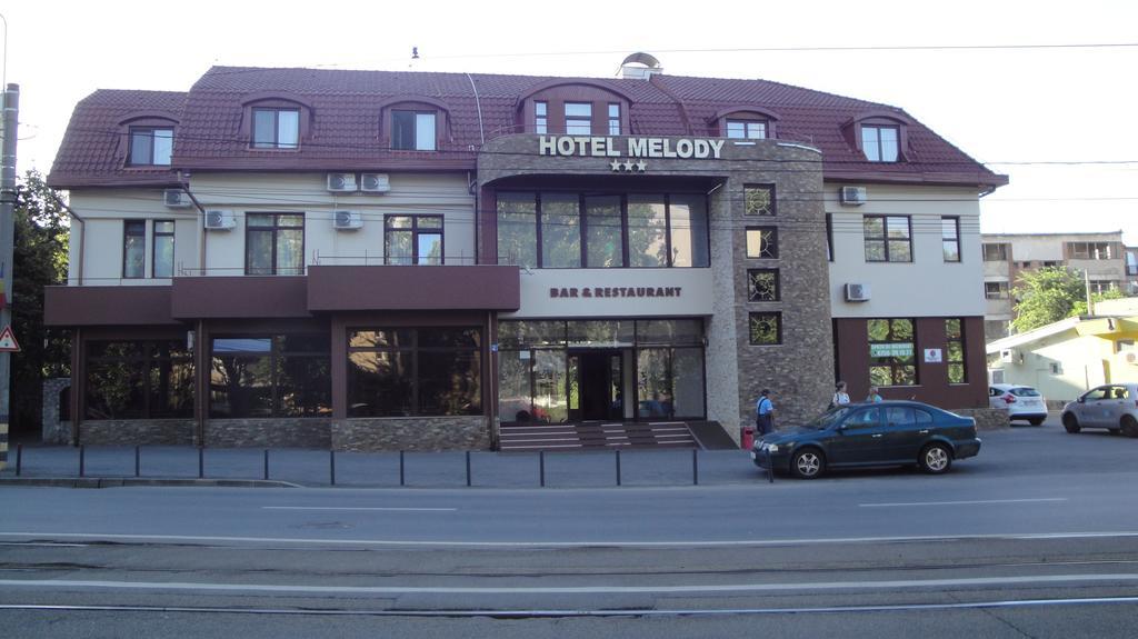 Hotel Melody Nagyvárad Kültér fotó